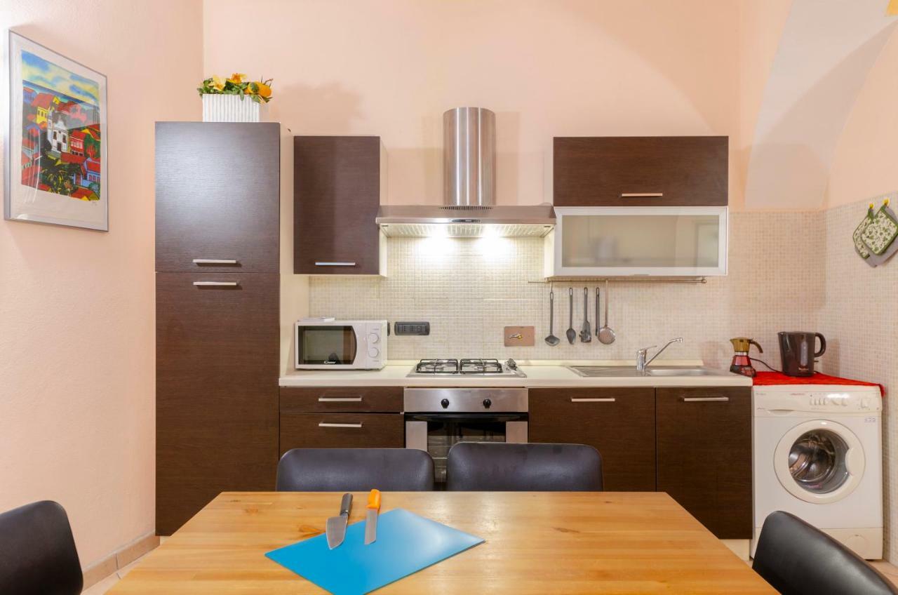 Ferienwohnung Joivy Warm Family Apt Near Porto Antico Genua Exterior foto