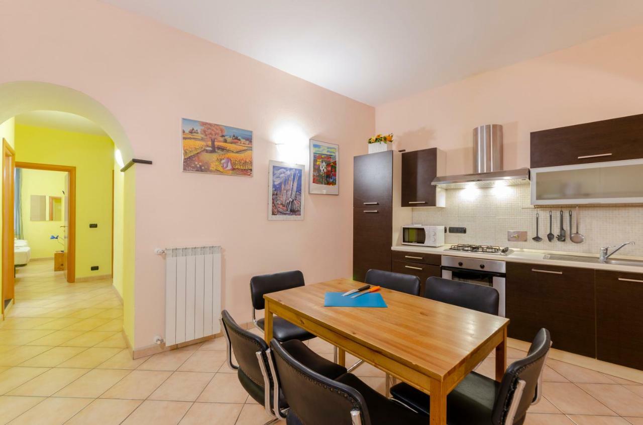 Ferienwohnung Joivy Warm Family Apt Near Porto Antico Genua Exterior foto